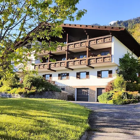 Moderne-ferienwohnung-nur-1km-vom-millstaetter-see-in-kaernten-entfernt